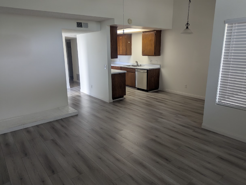 1046 Canal St - Photo 5 of 30