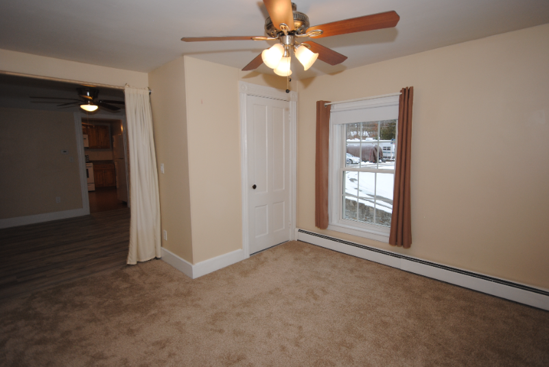 79 School St - Photo 7 of 19