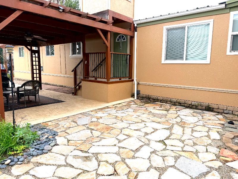 220 E Home St #A - Photo 4 of 13