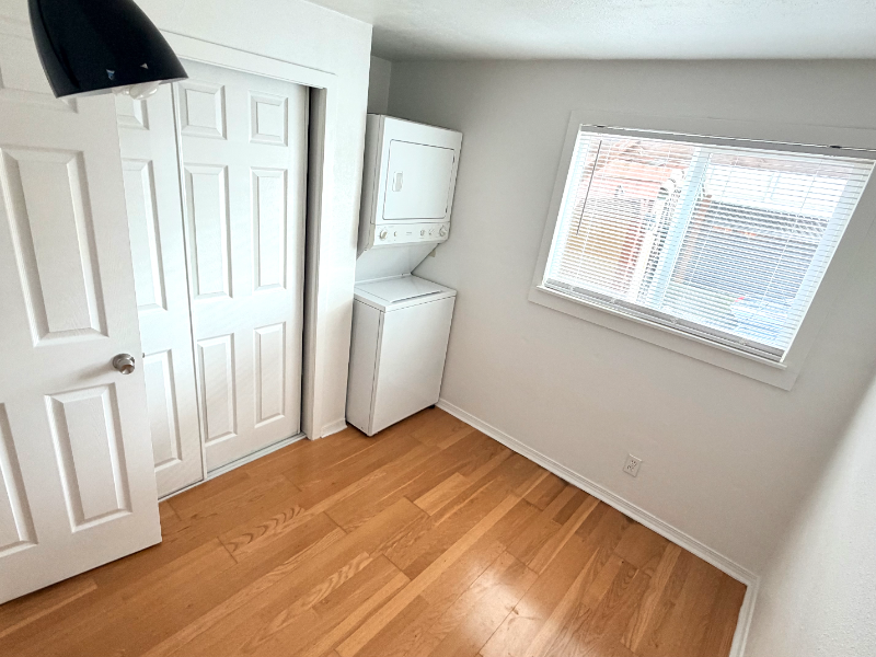 220 E Home St #A - Photo 5 of 13