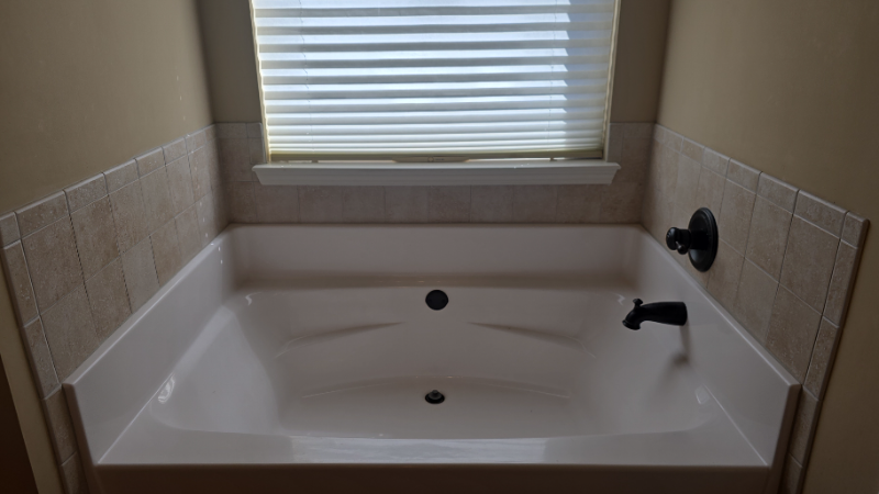 2797 Huntcliffe Dr - Photo 3 of 13