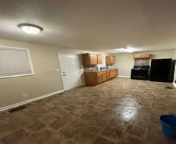 857 Fairburn Rd Nw - Photo 2 of 7