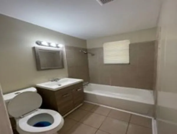 857 Fairburn Rd Nw - Photo 3 of 7