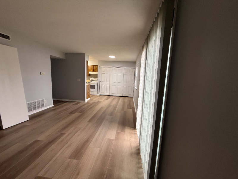 1114 5th St #14 - Photo 2 of 6