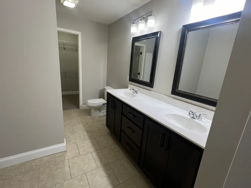 4901 Cedar Creek Cir - Photo 5 of 14