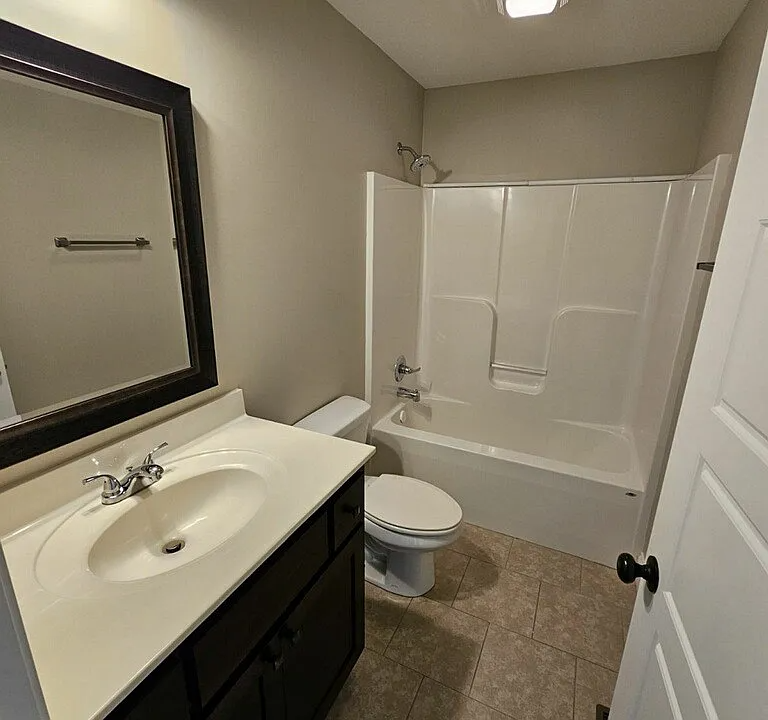 4905 Cedar Creek Cir - Photo 7 of 14