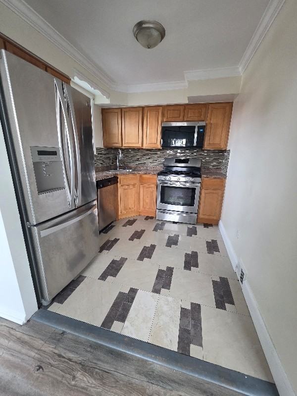 10849 Lockart Rd #2ndFL - Photo 5 of 8