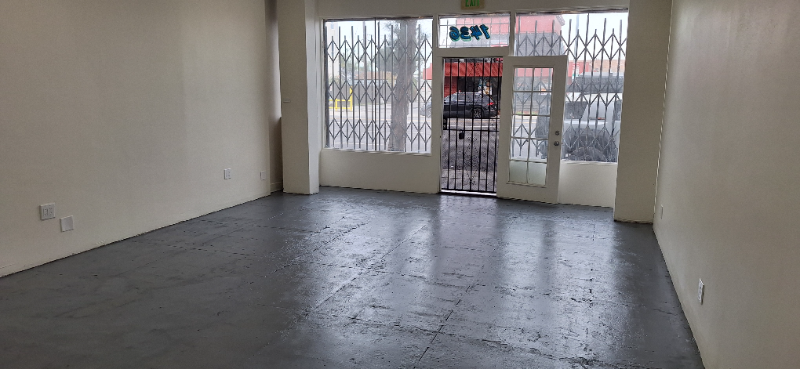 1436 W Martin Luther King Jr Blvd #1436 - Photo 2 of 12