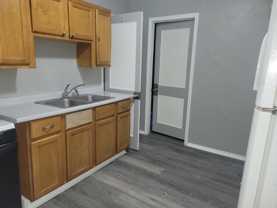 1911 W Fairmount Ave - Photo 1 of 1