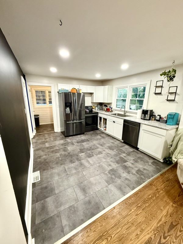 245 Church St - Photo 6 of 17