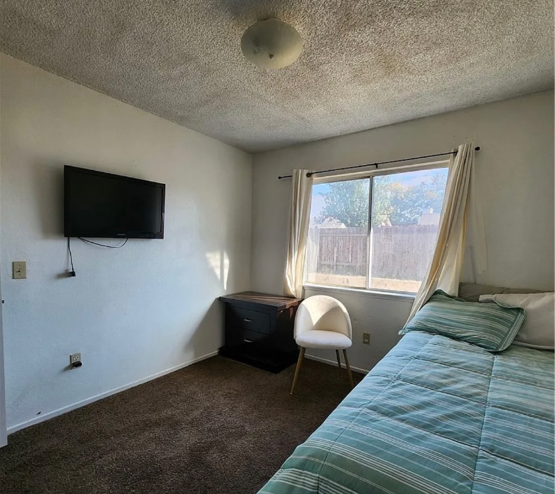 738 Trixis Ave - Photo 5 of 8