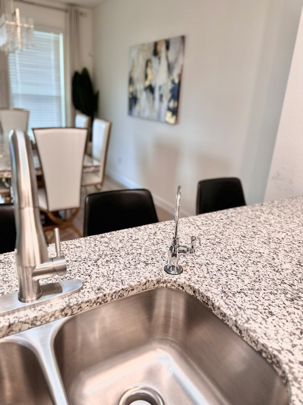 1106 Aronia Ln - Photo 7 of 20