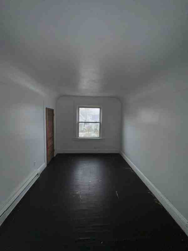 1614 Oak St - Photo 3 of 9