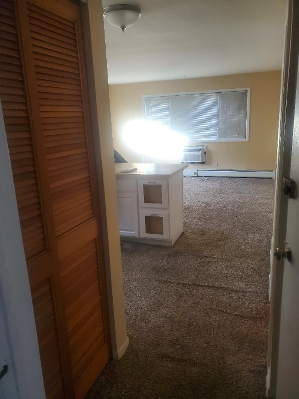 1107 Washington Blvd #1W - Photo 7 of 8