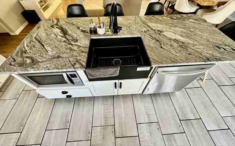 579 Mcintosh Rd - Photo 3 of 20