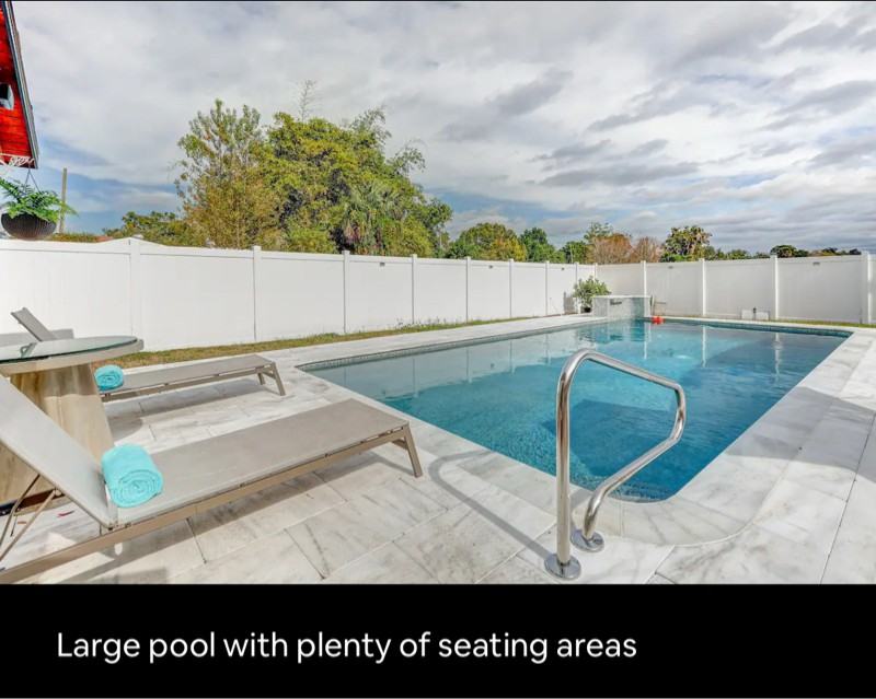 304 Granada Dr - Photo 2 of 15