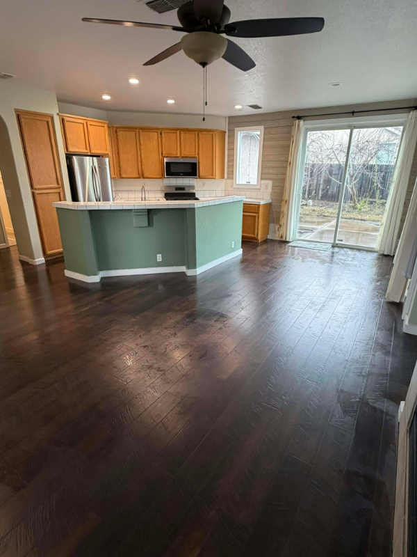 6931 Loheit Way - Photo 3 of 12