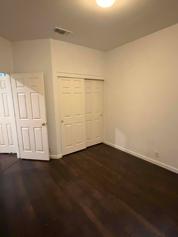 6931 Loheit Way - Photo 6 of 12