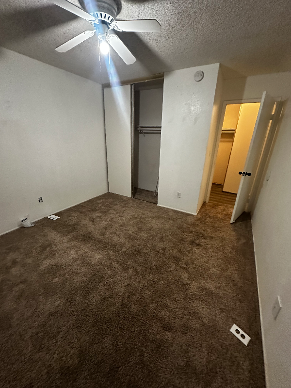 385 Locust St - Photo 3 of 10