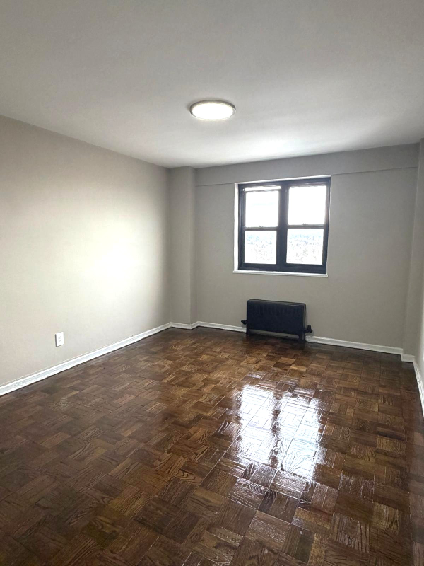 110 Washington St #10 - Photo 3 of 8