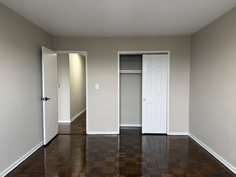 110 Washington St #10 - Photo 4 of 8