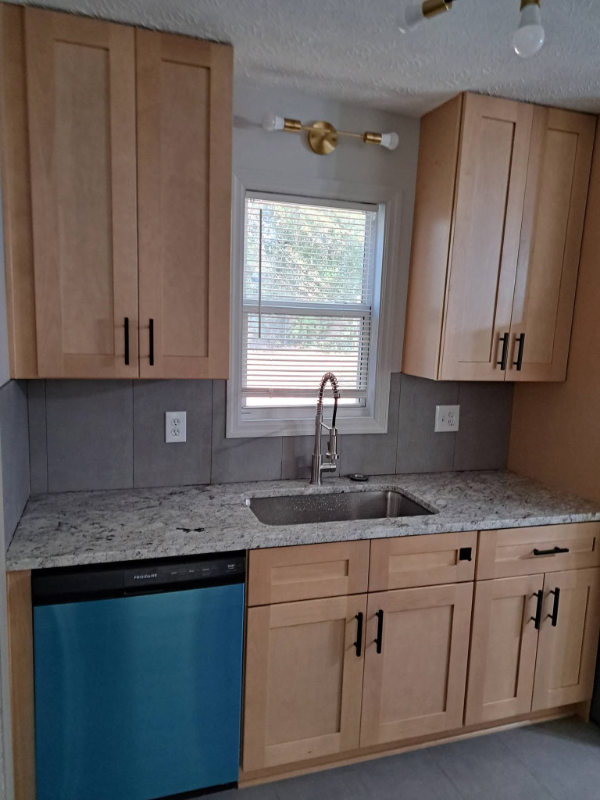 3515 Miller St #E - Photo 3 of 9