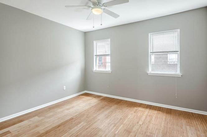 1535 Emily St - Photo 7 of 11