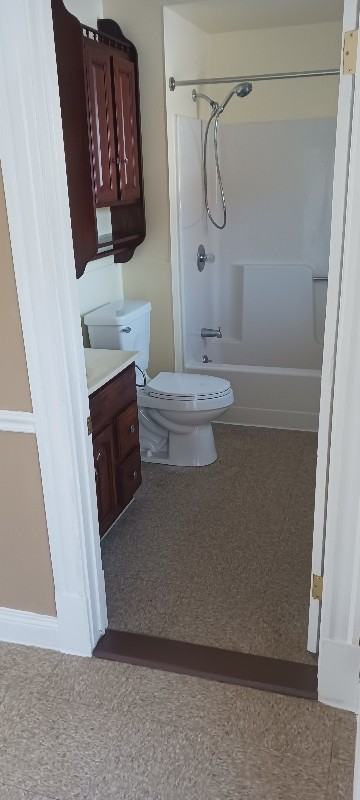 78 Elmwood Rd #2 - Photo 5 of 17