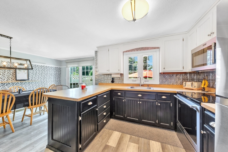 395 Donohue Rd #7 - Photo 7 of 16