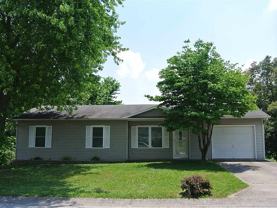 905 Crestview Ln - Photo 1 of 1