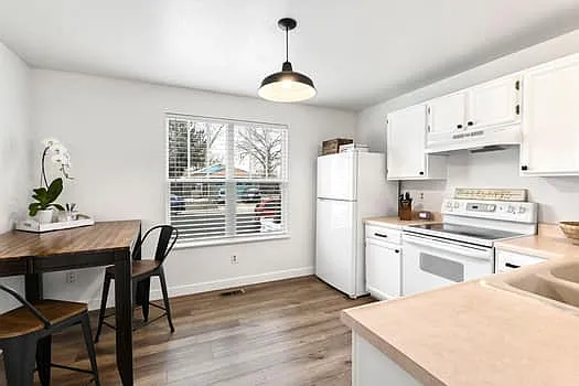 1809 Rice St - Photo 4 of 8