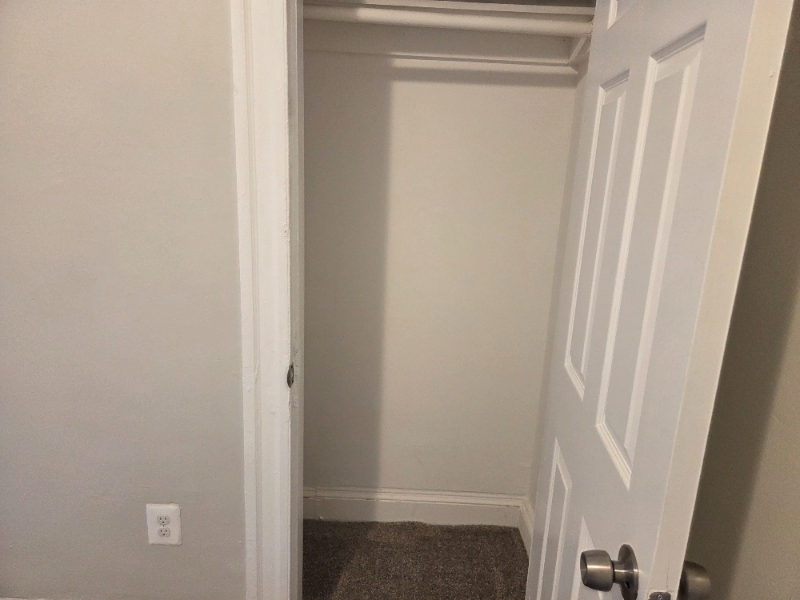 1636 N Monroe St - Photo 3 of 4