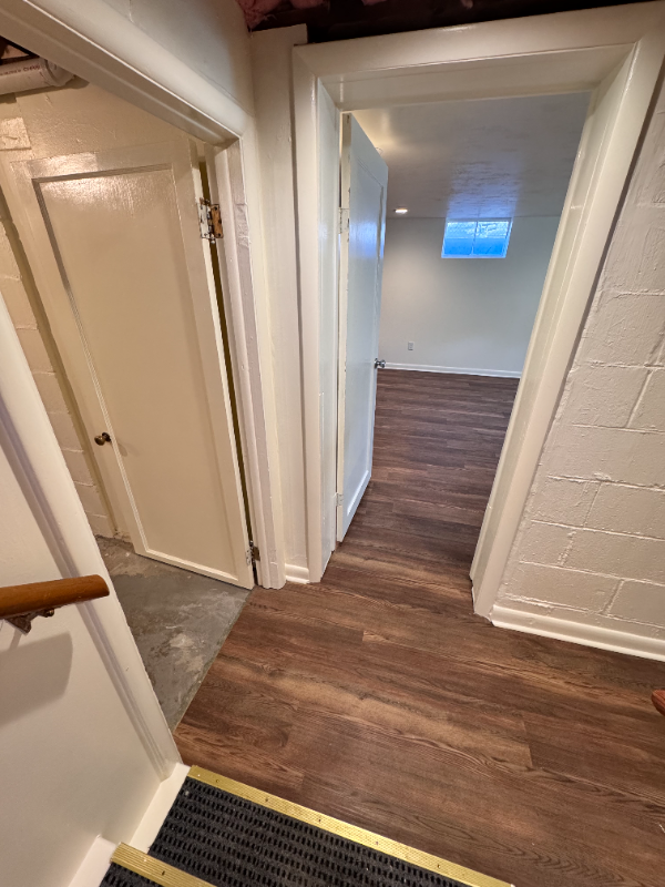 607 Hollins Ave #B - Photo 4 of 19