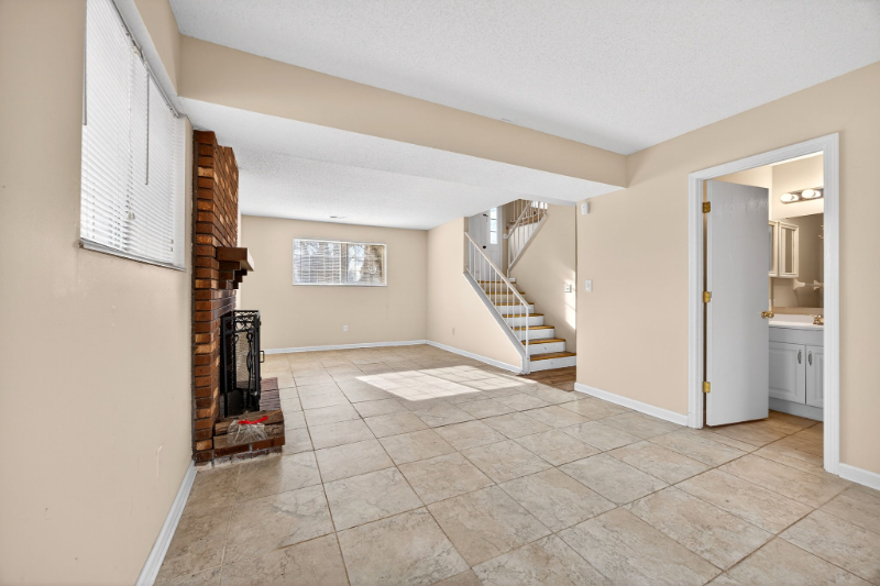 511 Chapparal Dr - Photo 4 of 21