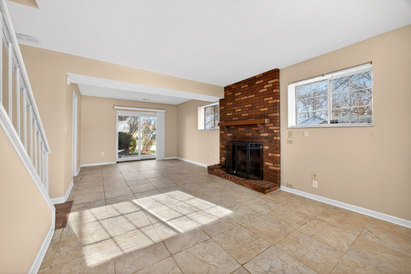 511 Chapparal Dr - Photo 5 of 21