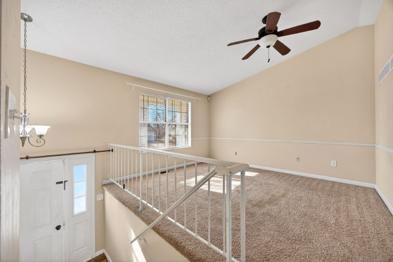 511 Chapparal Dr - Photo 7 of 21