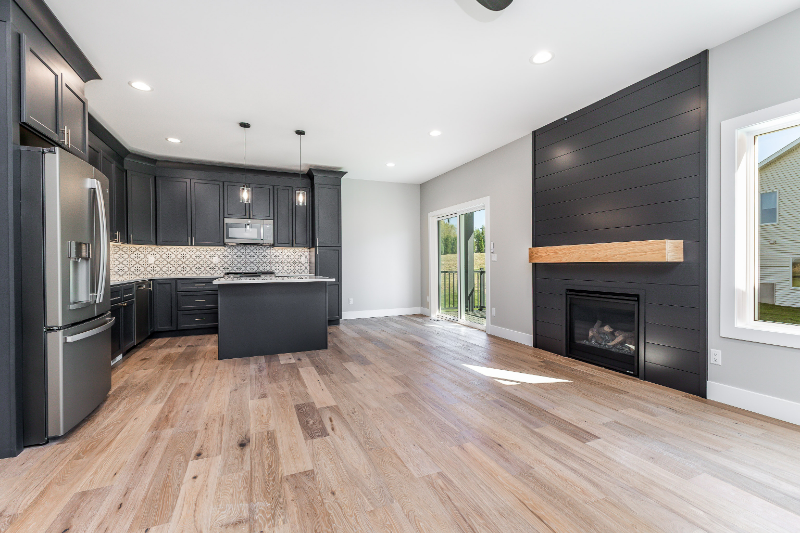 1370 Autumn Ridge Ln - Photo 2 of 20