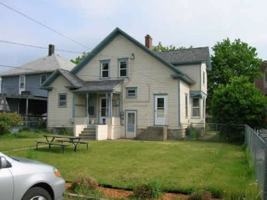 featured image of 715 E Broadway St