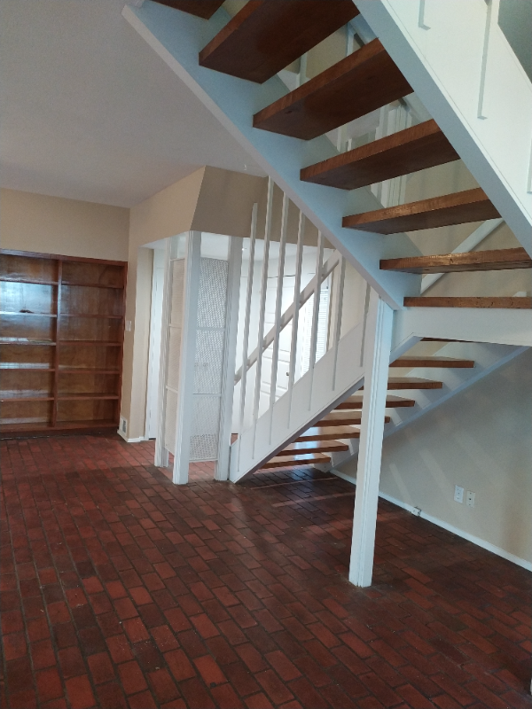 7618 Village Trail Dr - Photo 3 of 12