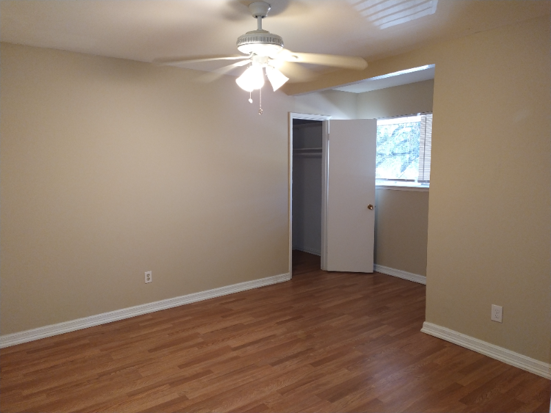 7618 Village Trail Dr - Photo 7 of 12