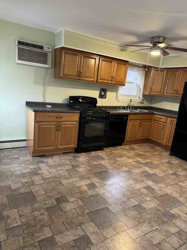 856 Erford Rd - Photo 4 of 13