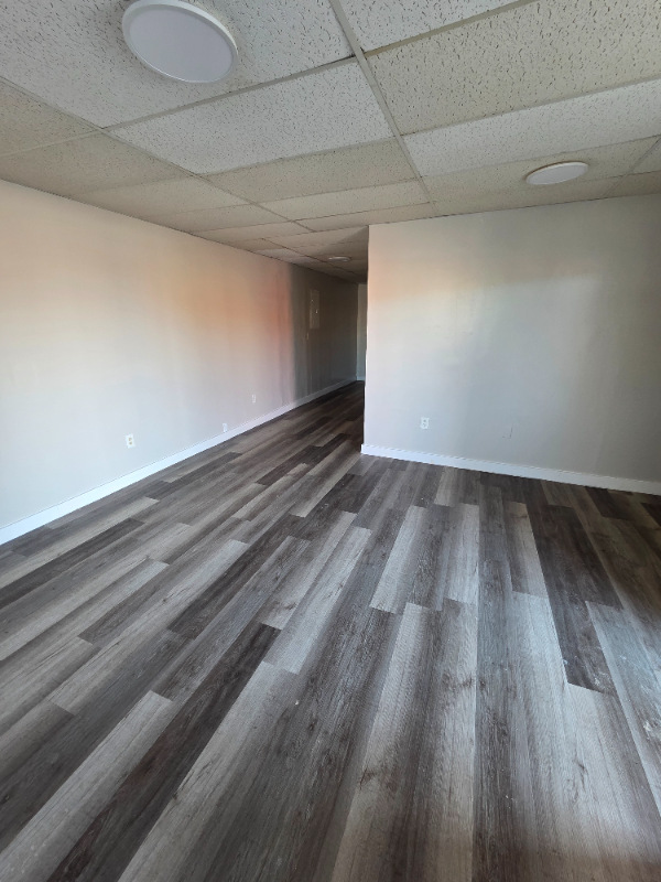 15220 Saranac Rd #2 - Photo 2 of 7