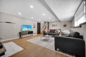 featured image of 454 Francis St