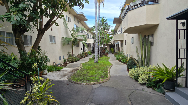 12015 Lamanda St #17 - Photo 2 of 15