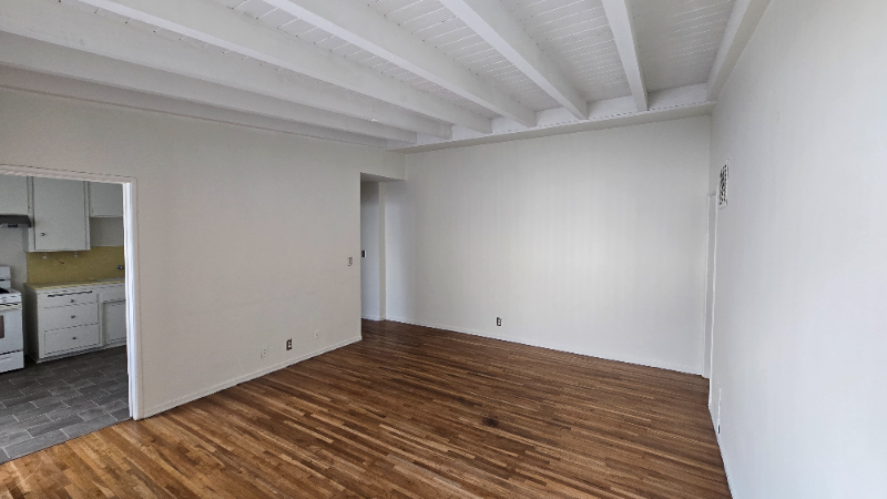 12015 Lamanda St #17 - Photo 4 of 15