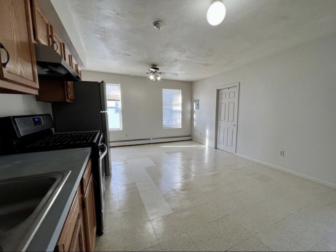 1 Winter Street, Unit 2 - Photo 3 of 19