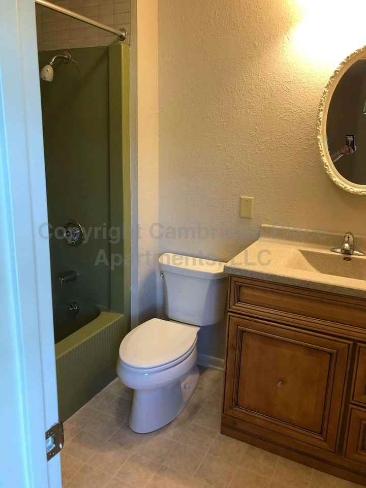 1851 Melrose Ave, Unit 202 - Photo 2 of 8