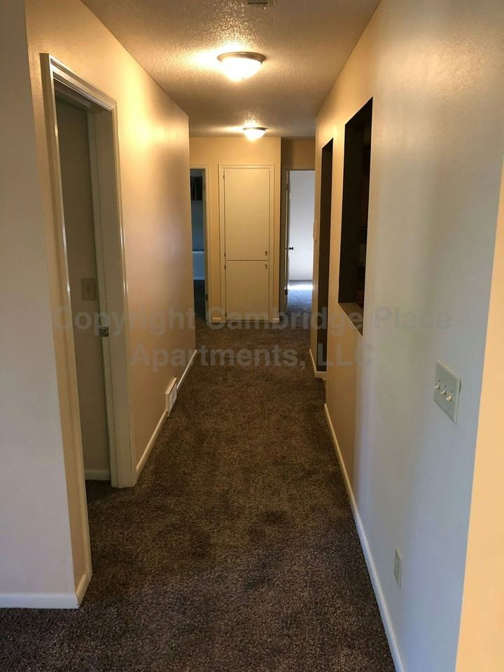 1851 Melrose Ave, Unit 202 - Photo 7 of 8