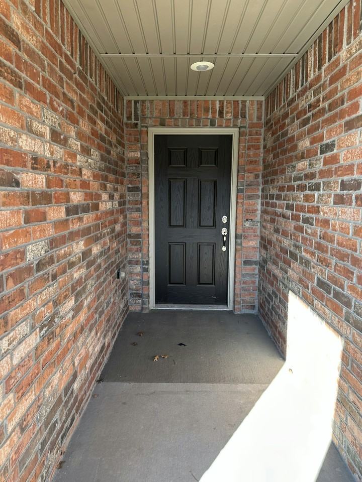 4336 West Wales Drive - Photo 4 of 36