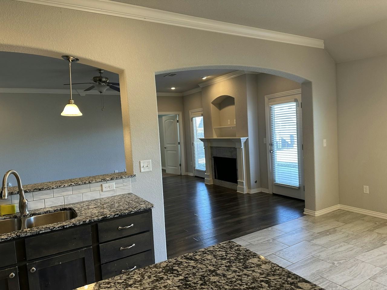 4336 West Wales Drive - Photo 5 of 36